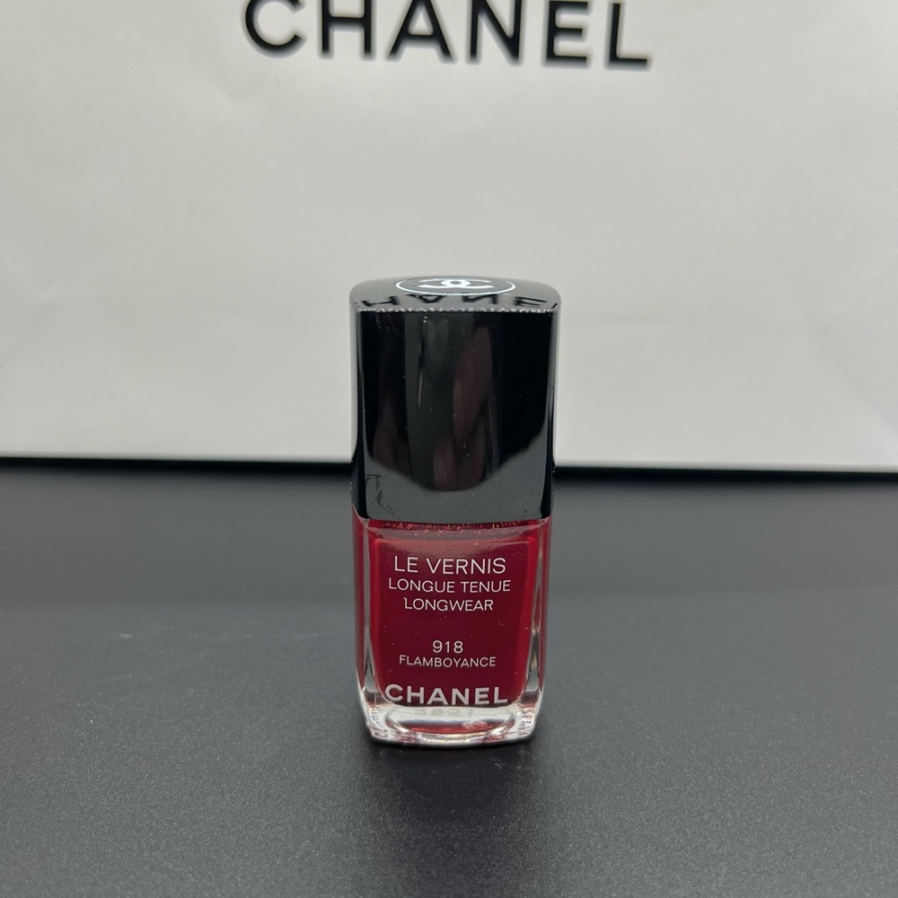 CHANEL Le Vernis “Flamboyance” #918 Nail Colour Polish Limited Edition Unused